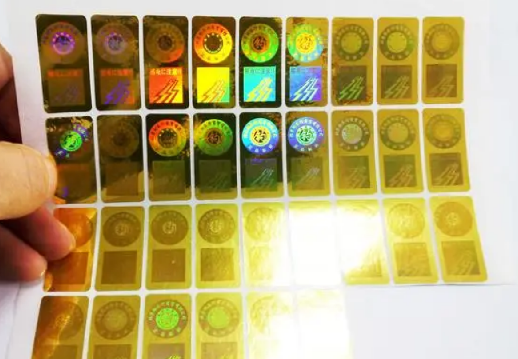 商品防偽標(biāo)簽定制秘訣，打造高品質(zhì)防偽新體驗！