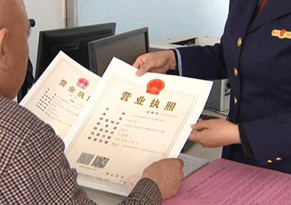 如何保證西安西瑪電機(jī)在使用過(guò)程中的維護(hù)保養(yǎng)。