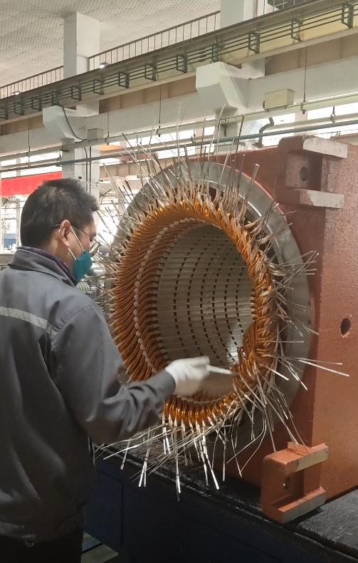 高壓電機(jī)常見問題：絕緣老化與損壞